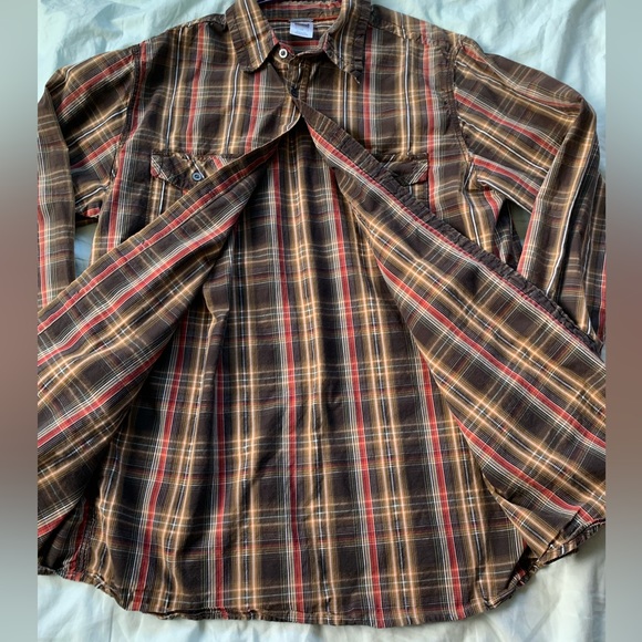 The North Face Long Sleeve Button Up Shirt Mens
Size Large Plaid Shirt - Picture 6 of 9
